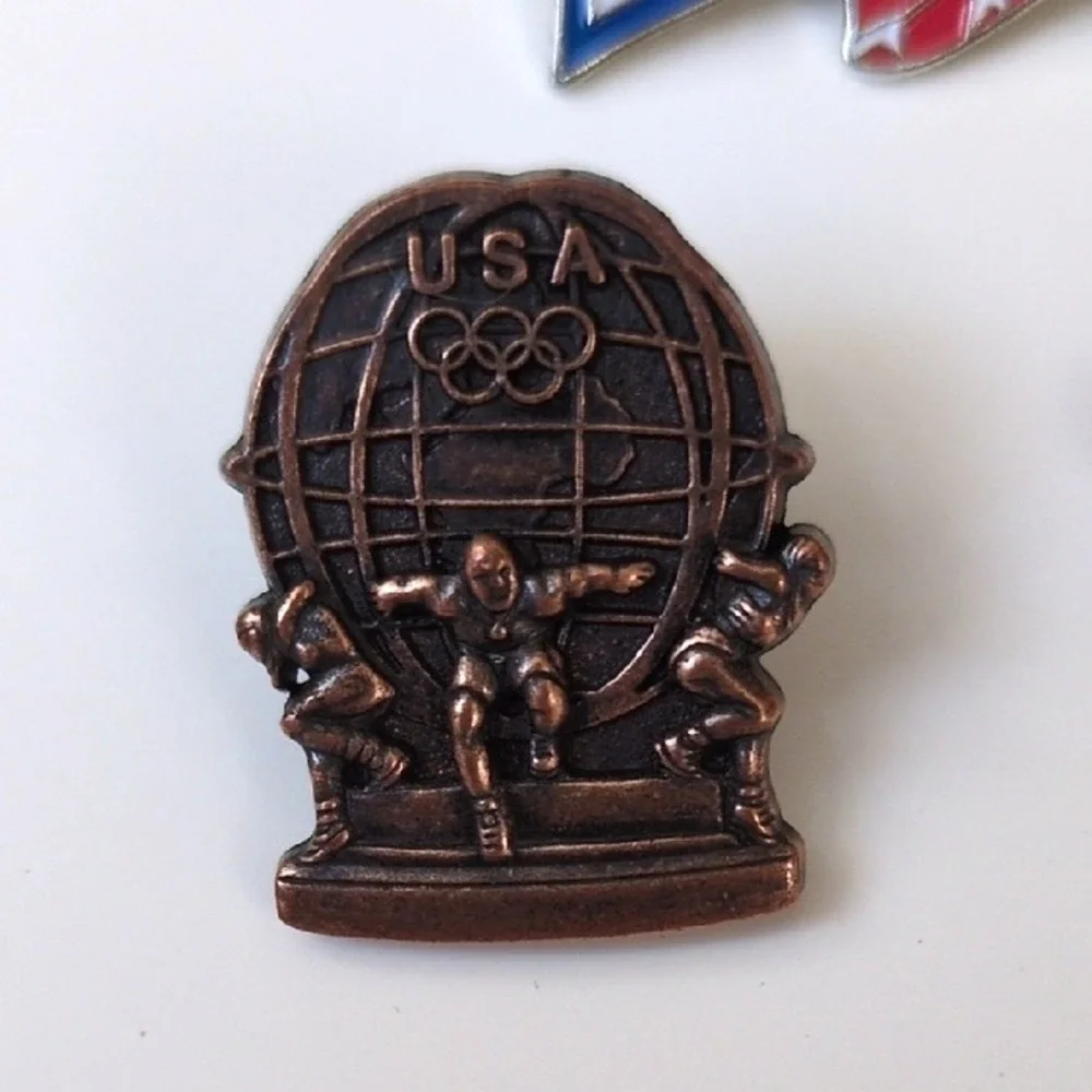 Vtg Patroitic American Flag USA‎ Olympic Team & Disney Lapel Pins Lot - Set of 5